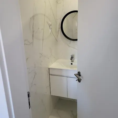 Zena 게스트하우스 *